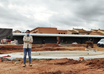 Las piscinas municipales y los accesos en el tramo final de las obras
