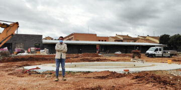 Las piscinas municipales y los accesos en el tramo final de las obras