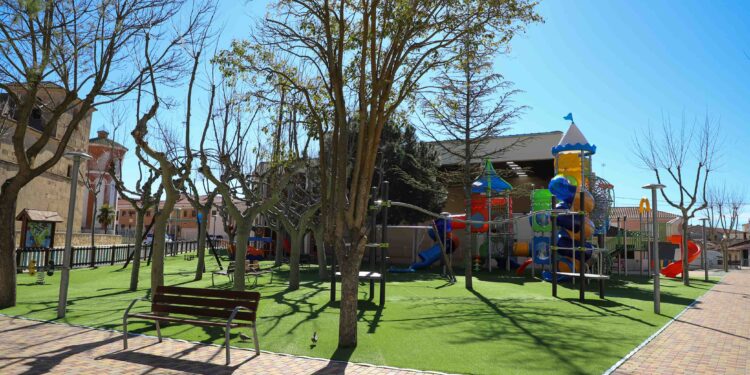 Castellanos reabre los parques infantiles, zonas deportivas y de ocio del municipio