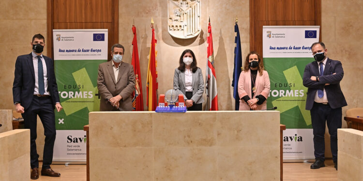 Los vecinos de Salamanca reciben 565 huertos urbanos