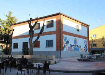 El derribo del antiguo Ayuntamiento, a debate ante la nostalgia de los vecinos por mantener el edificio