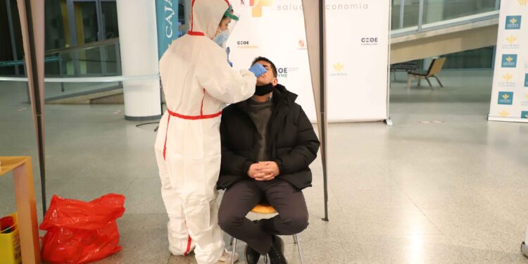 Castilla y León lista para recibir esta semana 66.580 vacunas contra el Covid-19