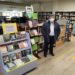 La biblioteca municipal recibe a la primavera con una exposición dedicada a la poesía