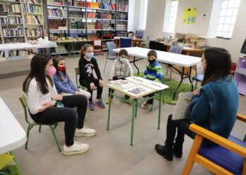 Los ‘Bibliotalleres’, la opción cultural y formativa para los niños de Aldeatejada
