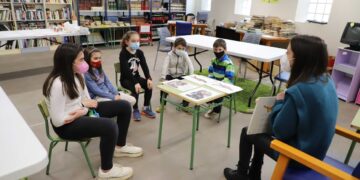 Los ‘Bibliotalleres’, la opción cultural y formativa para los niños de Aldeatejada