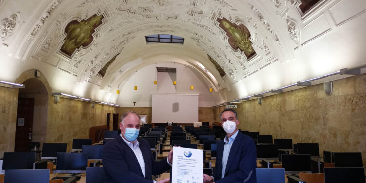 La Universidad Pontificia, primera de España en obtener el sello de calidad EuroINF-Business en el Grado de Administración y Dirección de Empresas Tecnológicas