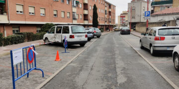 Fallece un vecino mientras circulaba por la calle Antonio Machado