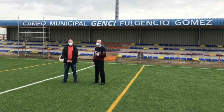 El campo de fútbol de Villares ya lleva el nombre de ‘Genci’