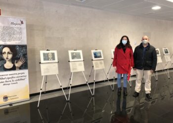 Ilustraciones sobre la lucha de la mujer en la historia