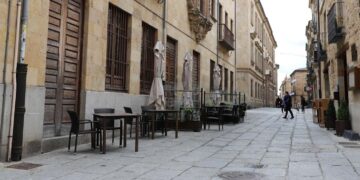 El Consistorio agiliza la limpieza de los sumideros para mejorar la red de alcantarillado