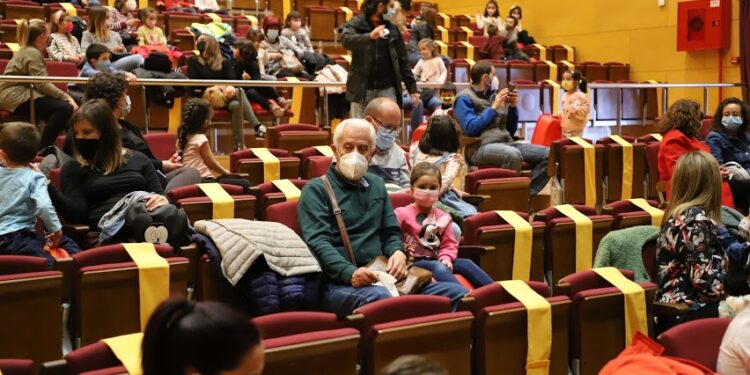 ‘La ratita presumida’ cierra la Semana del Libro de Villares