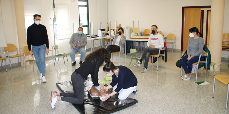 Nuevos desfibriladores para el Ayuntamiento y la Casa de Cultura