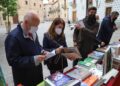 Animado Día del Libro con la participación de 16 librerías que han sacado sus puestos a la calle