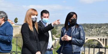 Tudanca reclama atención presencial en los centros de salud