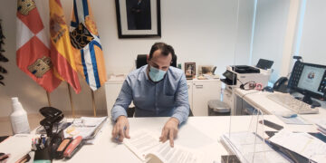 Ayuntamiento y Universidad ofrecen un servicio odontológico para los mayores