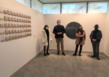 La artista Mónica Jorquera abre el ciclo fijo de exposiciones en la nueva sala Miguel Delibes del Centro de Interpretación de la Isla del Soto