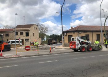 La pavimentación del tramo inicial del Camino de Gudino mejorará el acceso a la principal vía de conexión entre el casco urbano y las urbanizaciones junto al río