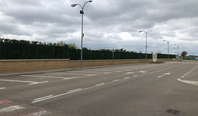 La construcción del nuevo edificio de vestuarios y acceso principal de las piscinas municipales comenzará en dos semanas por casi un millón de euros