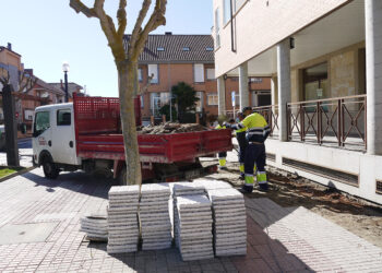 El nuevo servicio de mantenimiento y reparación garantiza el buen estado de las vías públicas de Carbajosa