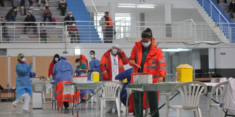 Retraso en la vacunación al llegar tarde las dosis