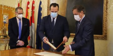 Santa Marta pondrá en marcha el servicio de grúa para la retirada de los vehículos mal estacionados