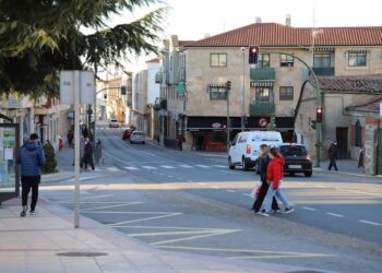 Villamayor pone a disposición de los mayores un servicio de transporte gratuito para acudir a su cita con la vacuna en Salamanca