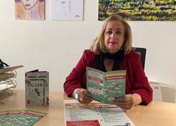 Exposiciones de cuentos troquelados, marcapáginas y dibujos de los escolares centran la Semana del Libro