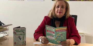 Exposiciones de cuentos troquelados, marcapáginas y dibujos de los escolares centran la Semana del Libro