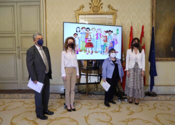 Representantes de la Confederación por el Mejor Interés de la Infancia visitan Salamanca