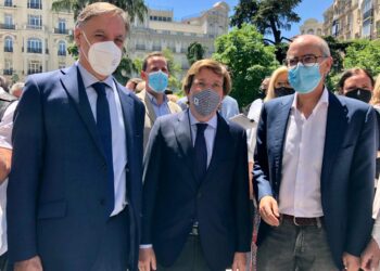 Carlos García Carbayo se une a alcaldes de toda España para denunciar en el Congreso el abandono sufrido por los ayuntamientos