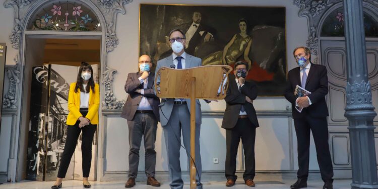 La Casa Lis estrena la expo ‘Tres visiones de España. Sorolla, Romero de Torres y Solana’