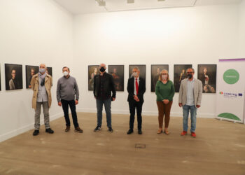 Fonseca acoge las exposiciones fotográficas ‘Comunidad. Un retrato colectivo’ y ‘Campus: conjunto de terrenos y edificios pertenecientes a una universidad’