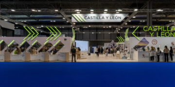 La Junta logra un fuerte impulso a la comercialización de la oferta turística de la región en Fitur