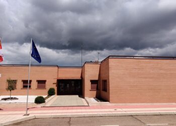 El Ayuntamiento abre el periodo de contratación de taquilleros para la piscina de verano