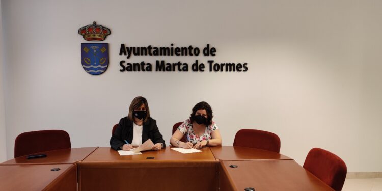El Ayuntamiento ofrece un servicio de peluquería para los mayores con menos recursos