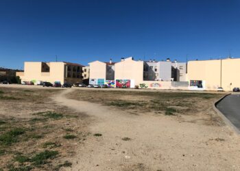 El Consistorio trabaja para crear un nuevo aparcamiento público en el Corral de Concejo