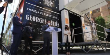 La expo ‘Empieza el espectáculo. Georges Méliès y el cine de 1900’ rinde homenaje a uno de los maestros del cine