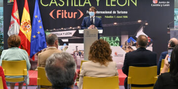 Mañueco apuesta por el turismo como motor de la recuperación económica y de creación de empleo