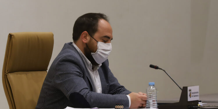 Dimite Daniel Llanos tras su positivo en un control de alcoholemia