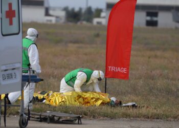 La base aérea de Matacán escenifica un accidente aéreo para evaluar su capacidad de respuesta