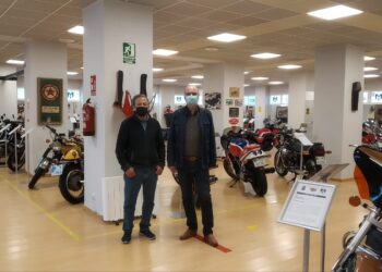 Santa Marta renueva la iluminación del museo de la Moto