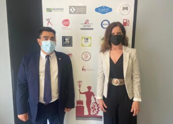 La consejera de Empleo escucha las reivindicaciones de los empresarios de Salamanca