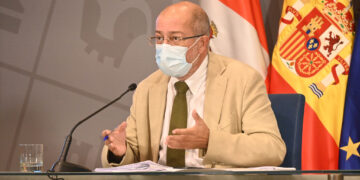 La Junta aporta 40.000 euros a la Universidad para la realización de tres máster