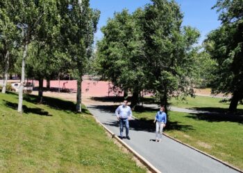 Nueva imagen para los caminos que unen el parque de avd. Prado de Valdelagua con la zona de las piscinas
