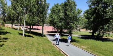 Nueva imagen para los caminos que unen el parque de avd. Prado de Valdelagua con la zona de las piscinas