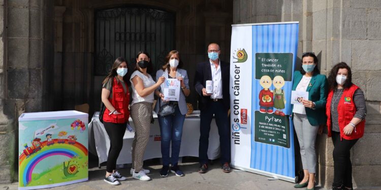 ‘Pon tu granito’, campaña de Pyfano para enseñar su proyecto de oncopediatría