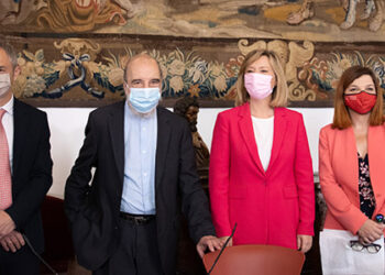 El autor Raúl Zurita presenta ‘Verás auroras como sangre’, XXIX Premio Reina Sofía de Poesía Iberoamericana