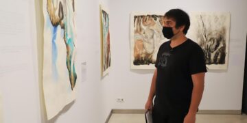 ‘El albergue invisible’ de Pablo S. Herrero explora el mundo de la comunicación humana para denunciar la injusticia