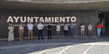 Minuto de silencio por las víctimas de violencia de género