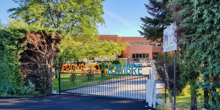 Proyecto Hombre ayuda a las madres con problemas de adicciones